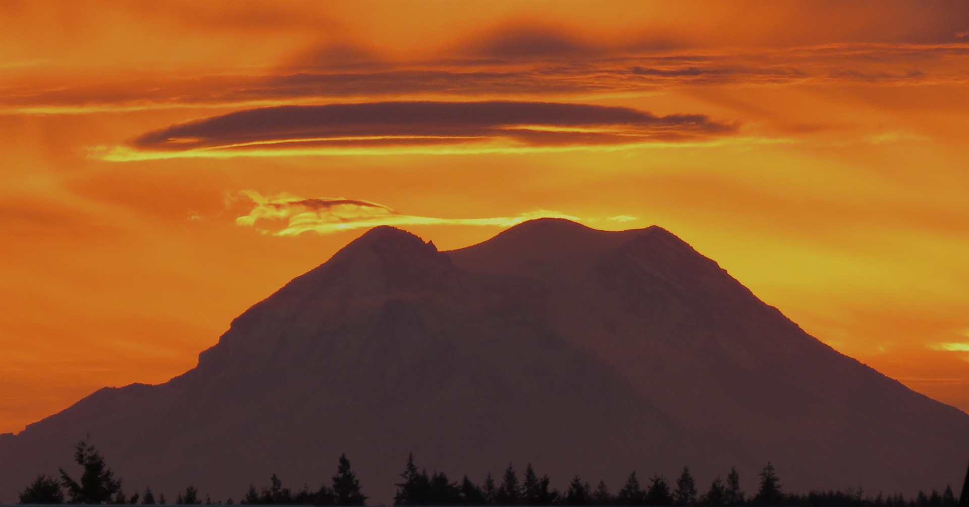 sunset over Mount Rainier